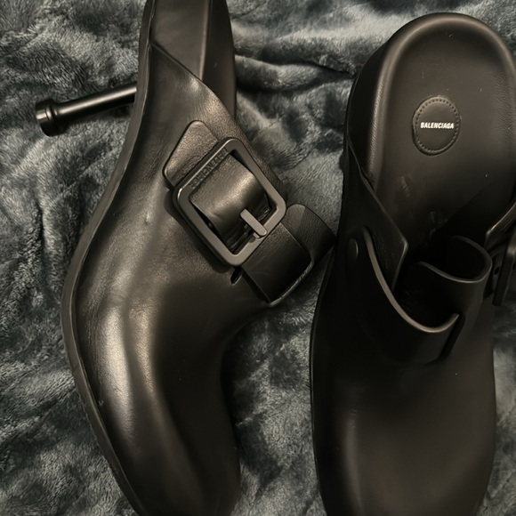 Balenciaga: Conscious Mallorca 80mm mules - Picture 3 of 5